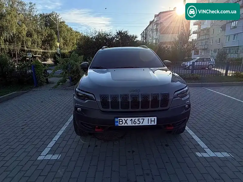 Jeep Cherokee 2019, фото з оголошення 2 з 20, VIN 1C4PJMBX2KD468739