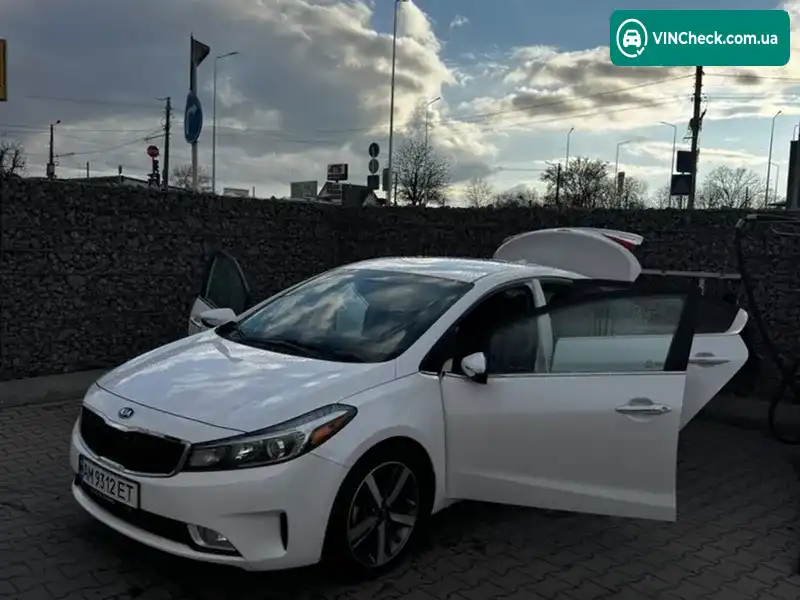 Kia Forte 2016, фото з оголошення 1 з 9, VIN 3KPFL4A8XHE092024