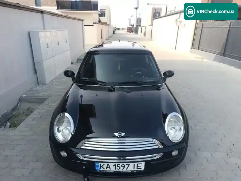 MINI Hatch 2001, фото з оголошення 1 з 21, VIN WMWRA31070TA05277