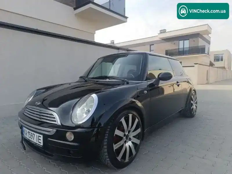 MINI Hatch 2001, фото з оголошення 2 з 21, VIN WMWRA31070TA05277