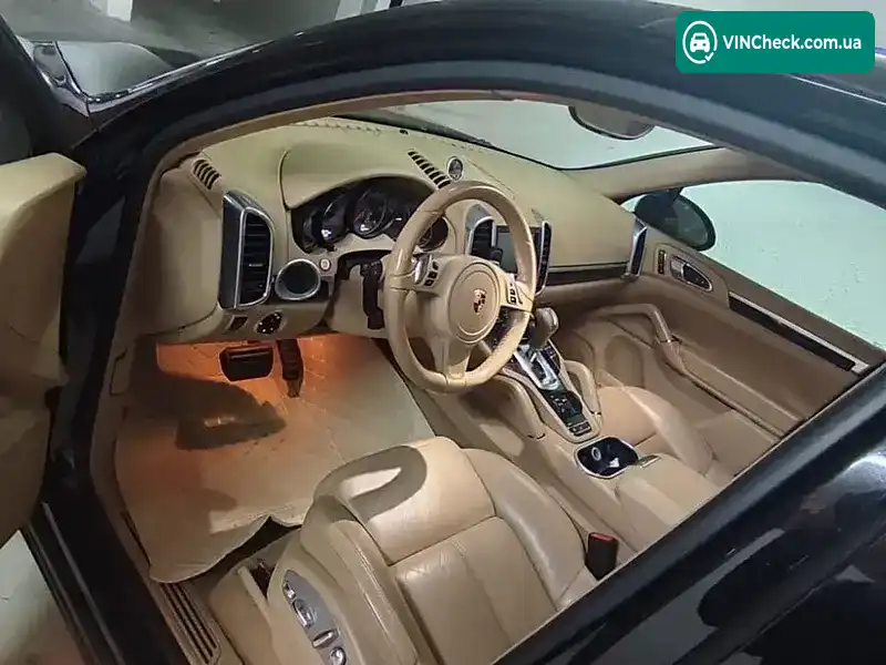Porsche Cayenne 2013, фото з оголошення 1 з 17, VIN WP1AF2A25DLA41158