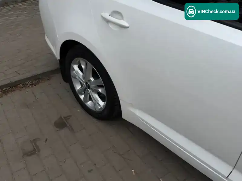 Kia Optima 2012, фото з оголошення 2 з 19, VIN KNAGN419AD5371347