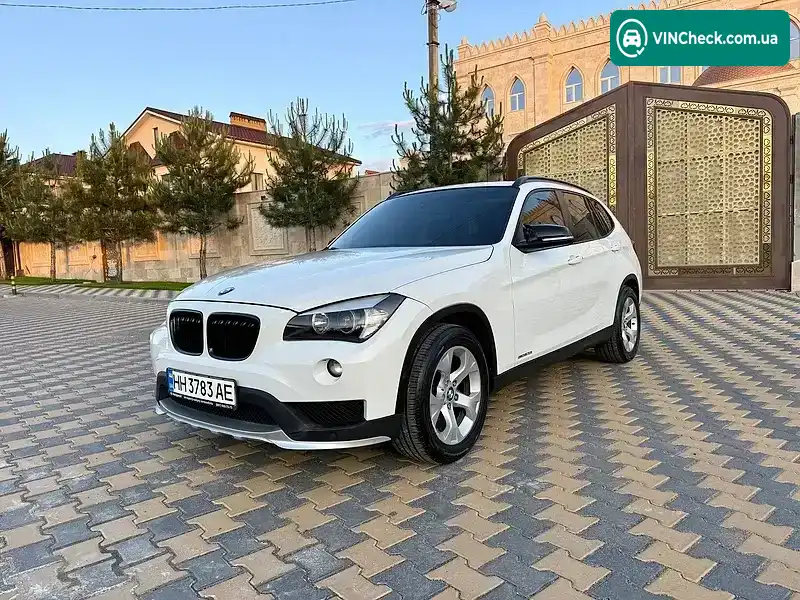 BMW X1 2014, фото з оголошення 1 з 21, VIN WBAVM1C55FVW58560
