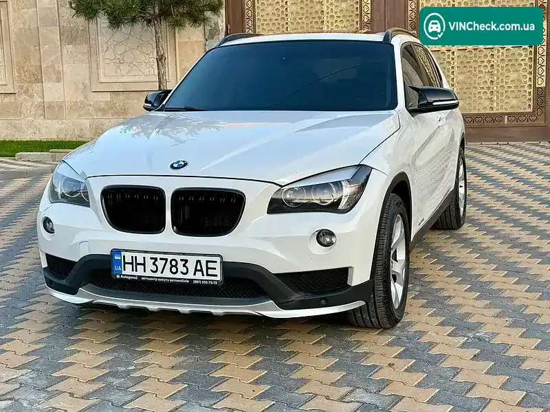 BMW X1 2014, фото з оголошення 2 з 21, VIN WBAVM1C55FVW58560