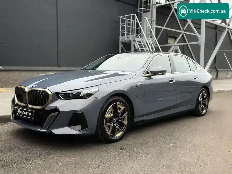BMW i5 2024, фото з оголошення 1 з 10, VIN LBV51FM08RSE21319