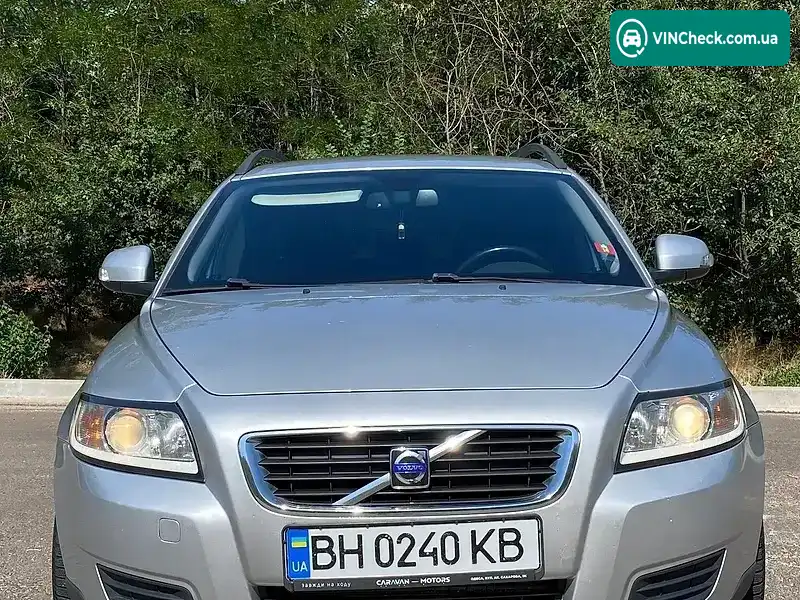 Volvo V50 2010, фото з оголошення 2 з 20, VIN YV1MW76F2A2556913