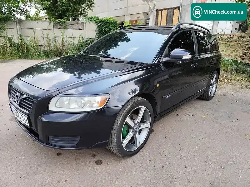 Volvo V50 2010, фото з оголошення 1 з 16, VIN YV1MW76F2B2611852