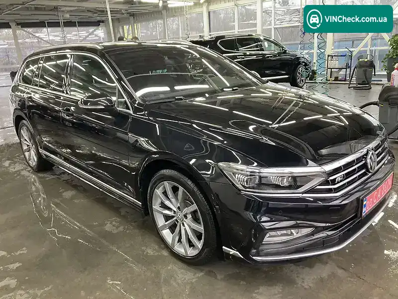 Volkswagen Passat 2019, фото з оголошення 1 з 20, VIN WVWZZZ3CZLE031272