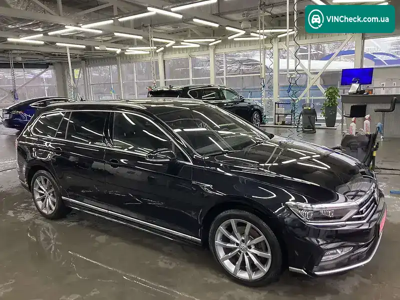 Volkswagen Passat 2019, фото з оголошення 2 з 20, VIN WVWZZZ3CZLE031272