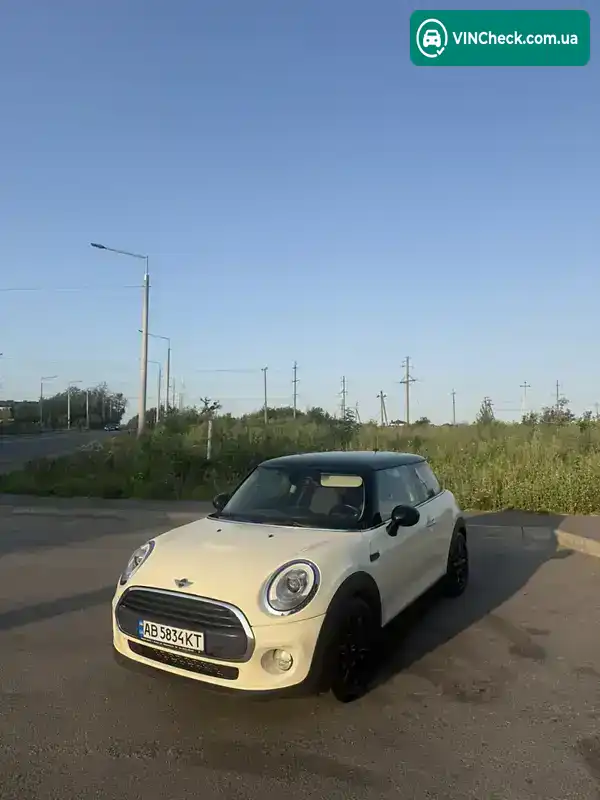 MINI Hatch 2017, фото з оголошення 1 з 13, VIN WMWXN310302E01711