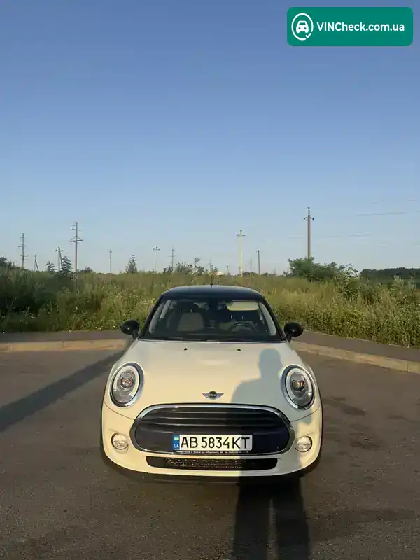 MINI Hatch 2017, фото з оголошення 2 з 13, VIN WMWXN310302E01711