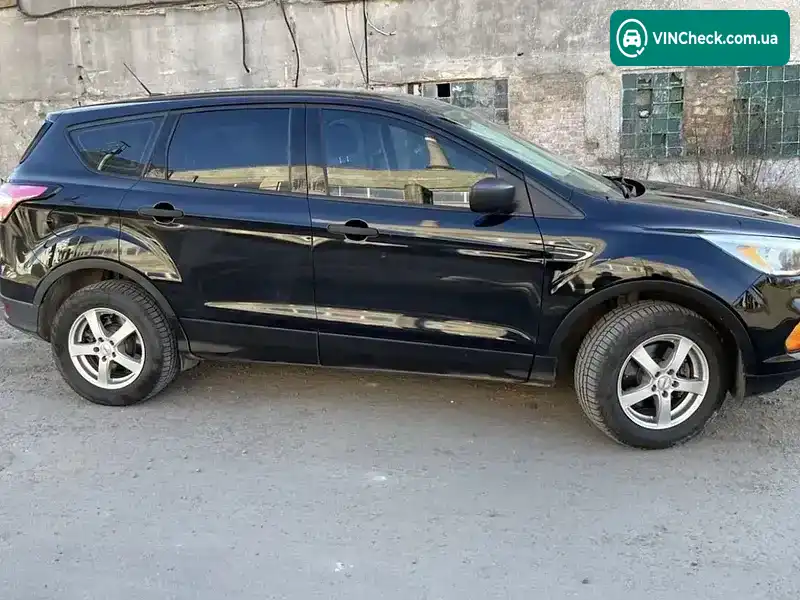 Ford Escape 2017, фото з оголошення 2 з 9, VIN 1FMCU0F7XHUE74382