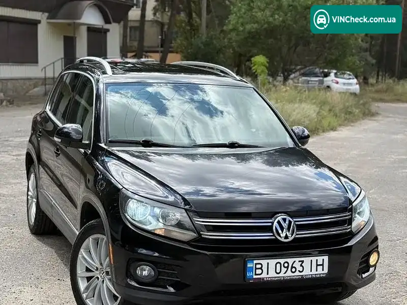 Volkswagen Tiguan 2015, фото з оголошення 1 з 20, VIN WVGAV7AX3FW597480