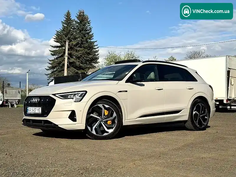 Audi e-tron 2019, фото з оголошення 1 з 21, VIN WAUZZZGE5KB014127