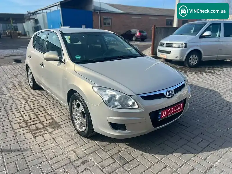 Hyundai i30 2009, фото з оголошення 2 з 20, VIN TMADB51CP9J014967