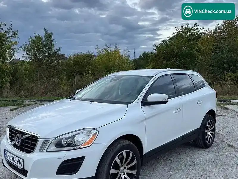 Volvo XC60 2013, фото з оголошення 1 з 16, VIN YV1DZ8256D2458937
