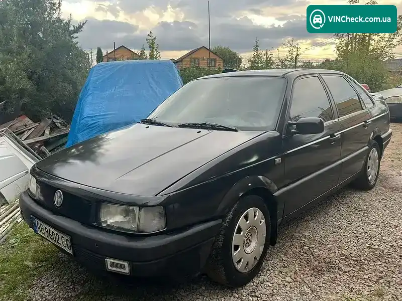 Volkswagen Passat 1992, фото з оголошення 1 з 15, VIN WVWZZZ31ZNE104745