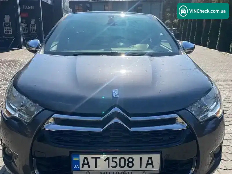 Citroen DS4 2015, фото з оголошення 1 з 6, VIN VF7NXBHZTFY558878