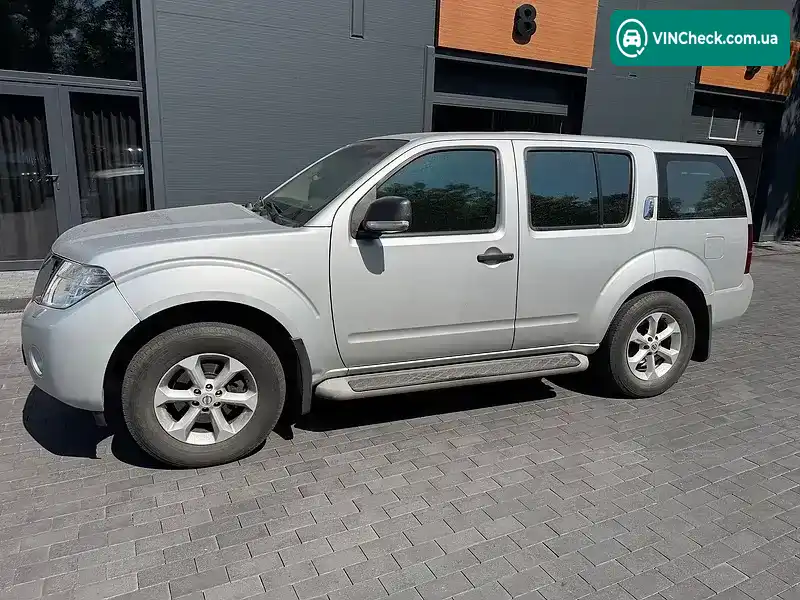 Nissan Pathfinder 2011, фото з оголошення 2 з 13, VIN VSKJVWR51U0438235