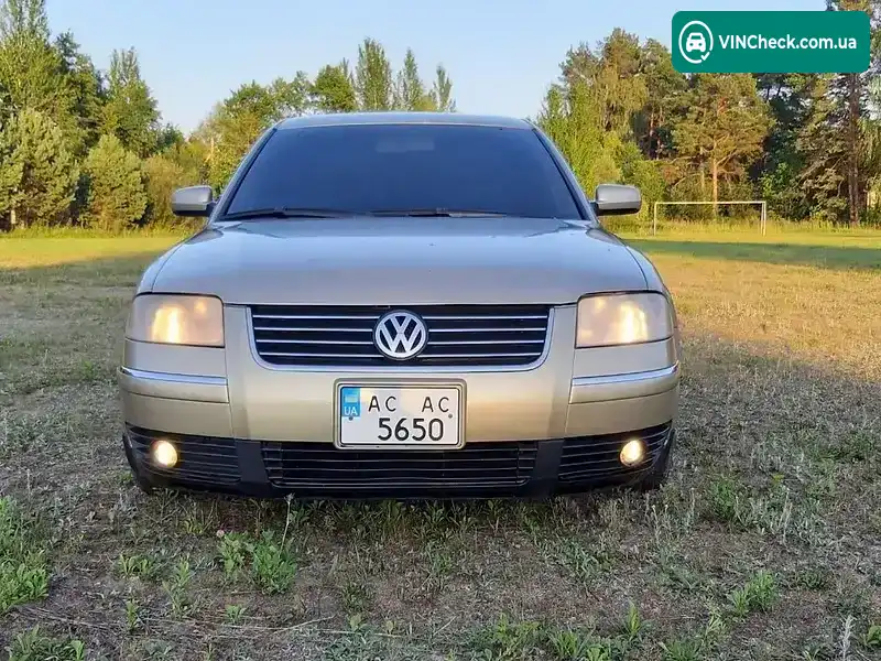 Volkswagen Passat 2004, фото з оголошення 2 з 15, VIN WVWPD63B74E065391