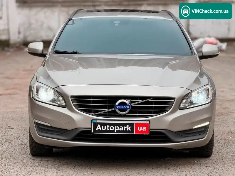 Volvo V60 2015, фото з оголошення 1 з 20, VIN YV1FW78C0G1310888