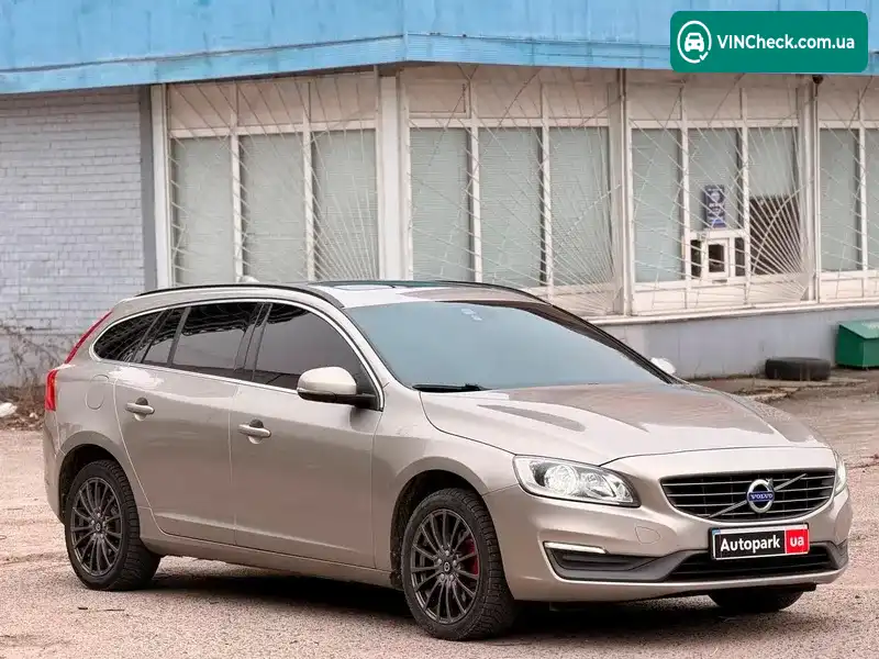 Volvo V60 2015, фото з оголошення 2 з 20, VIN YV1FW78C0G1310888