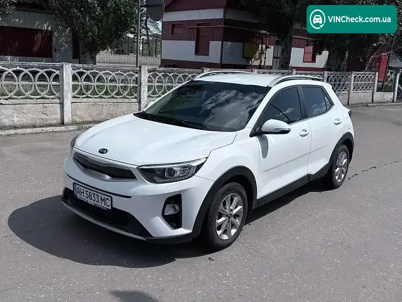 Kia Stonic 2019, фото з оголошення 2 з 13, VIN KNAD6814BL6373695