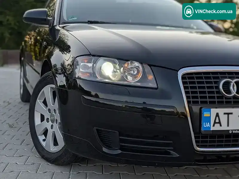 Audi A3 2004, фото з оголошення 2 з 20, VIN WAUZZZ8P25A042252