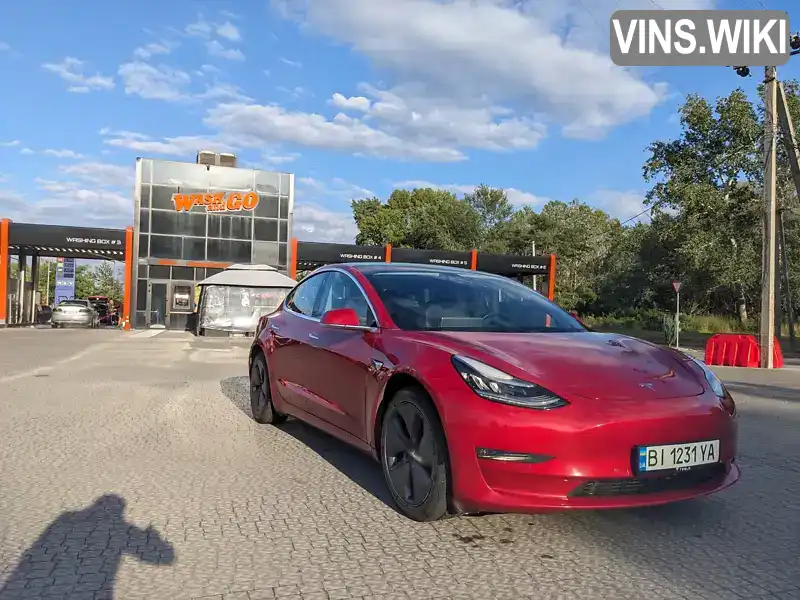 Tesla Model 3 2019, фото з оголошення 2 з 21, VIN 5YJ3E7EBXKF315815