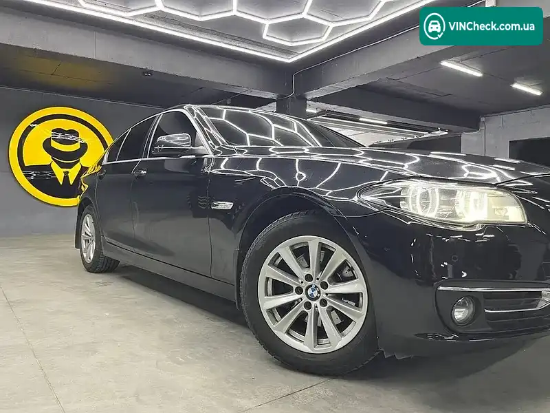 BMW 5 Series 2012, фото з оголошення 2 з 20, VIN WBAFW11030DY52720