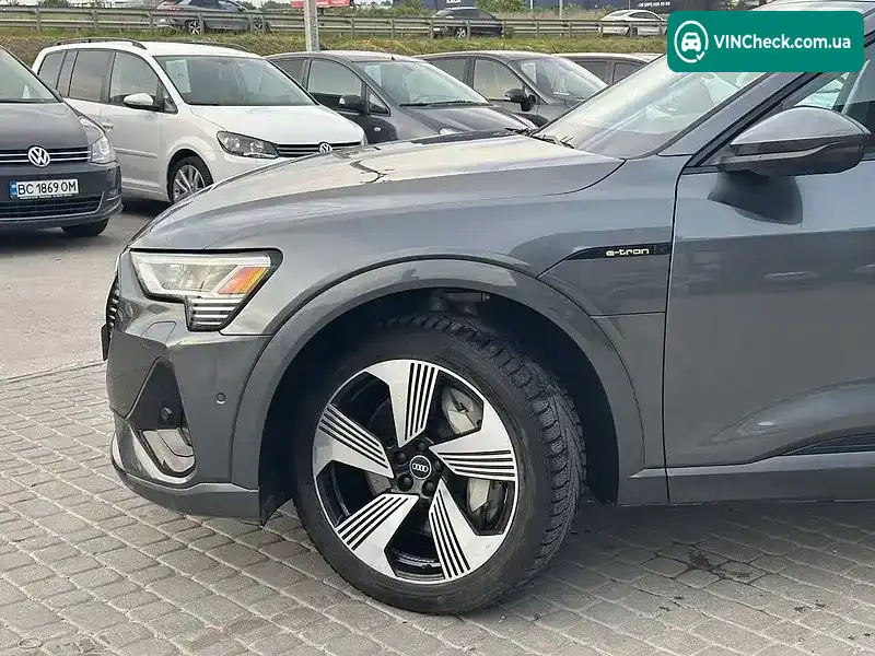 Audi e-tron 2020, фото з оголошення 2 з 20, VIN WA13AAGE4MB020984