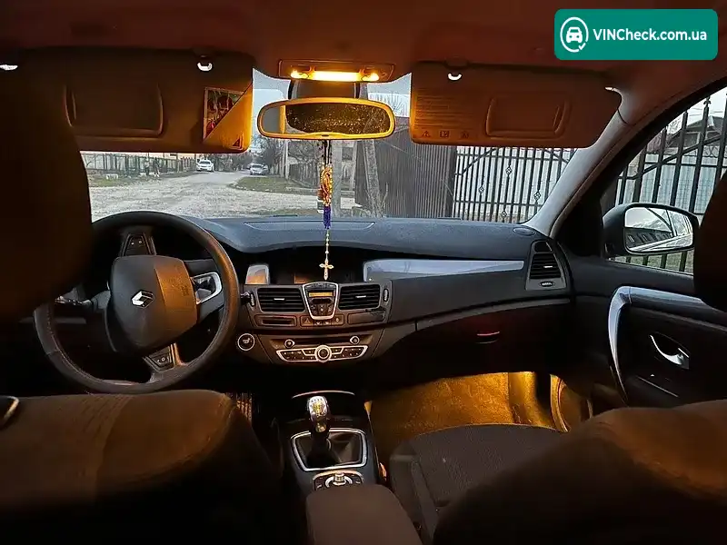 Renault Laguna 2010, фото з оголошення 1 з 20, VIN VF1KT1R0644068986