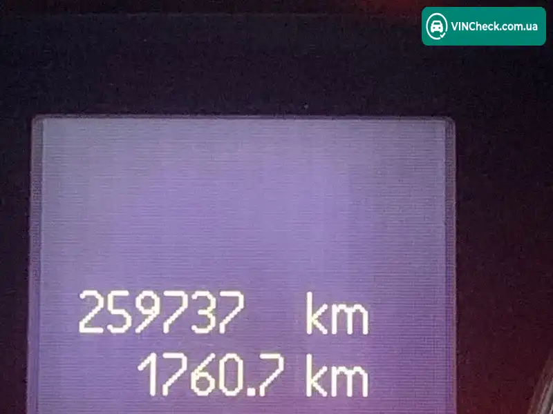 Renault Laguna 2010, фото з оголошення 2 з 20, VIN VF1KT1R0644068986