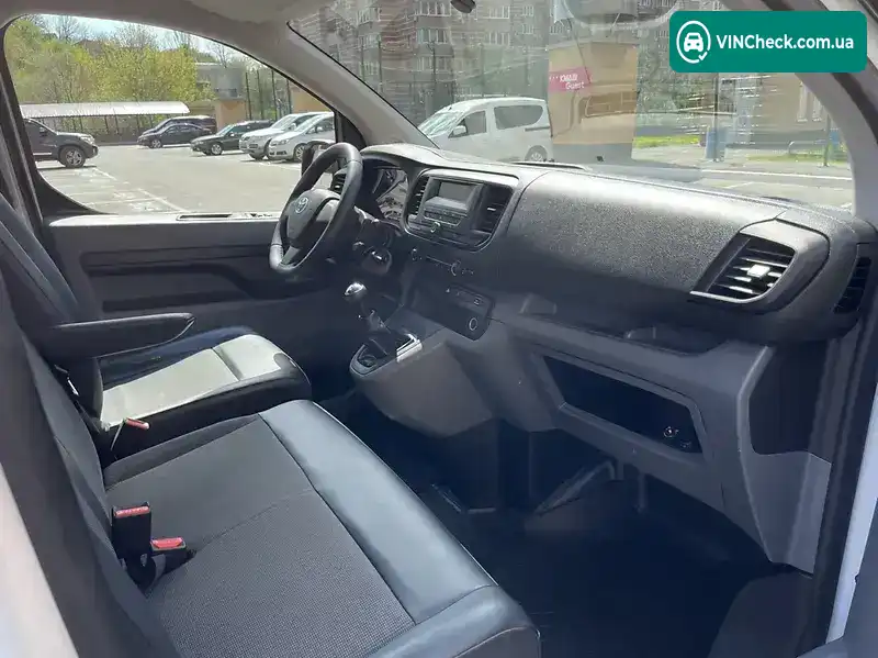 Toyota Proace 2018, фото з оголошення 2 з 20, VIN VARVBBHVBGZ121752