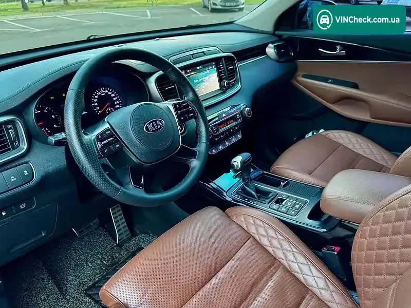 Kia Sorento 2017, фото з оголошення 2 з 20, VIN KNAPH81BDJA404206