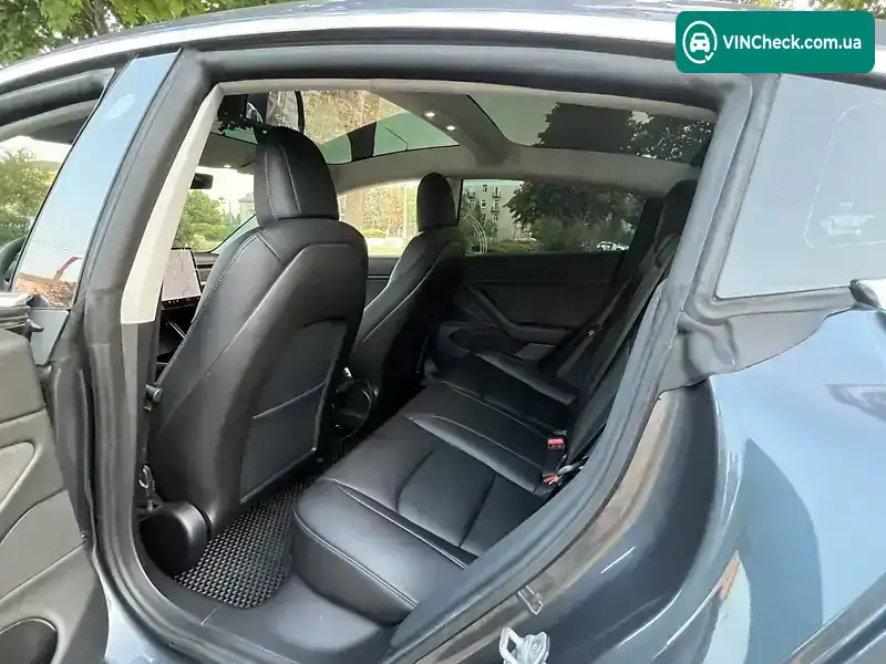 Tesla Model 3 2020, фото з оголошення 2 з 7, VIN 5YJ3E1EBXLF646019