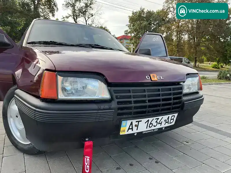Opel Kadett 1986, фото з оголошення 2 з 13, VIN W0L000043G5043876