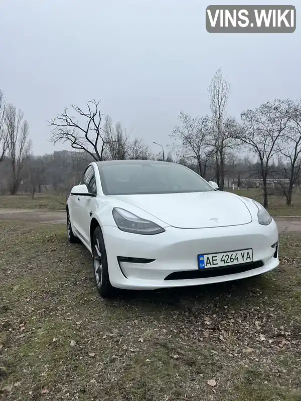 Tesla Model 3 2021, фото з оголошення 2 з 13, VIN 5YJ3E1EB3MF019485
