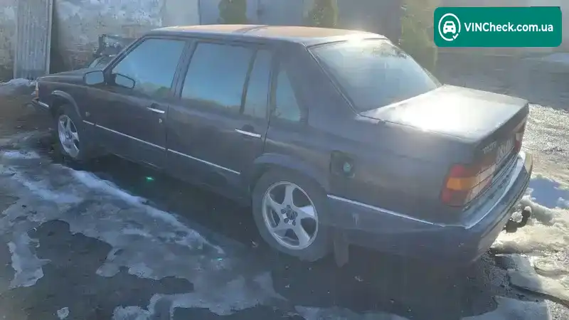 Volvo 960 1994, фото з оголошення 1 з 5, VIN YU1964956R0038705