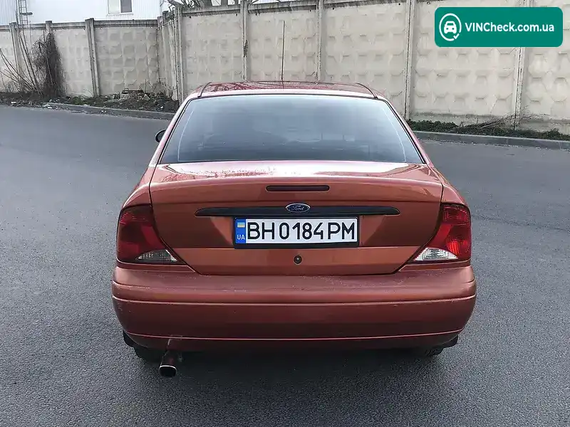 Ford Focus 2000, фото з оголошення 2 з 11, VIN 1FAFP34P0YW374718