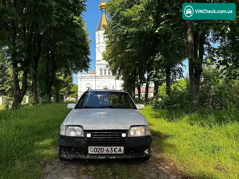Opel Kadett 1988, фото з оголошення 1 з 6, VIN W0L00003512722094