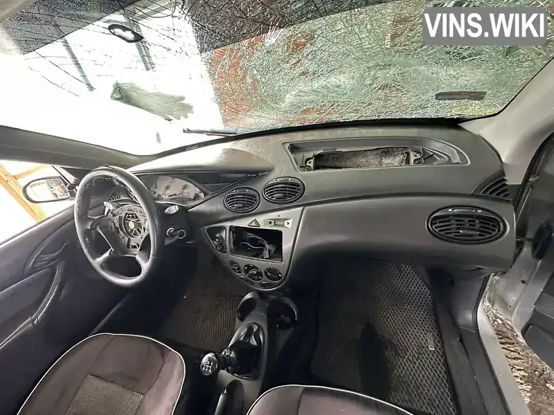 Ford Focus 2000, фото з оголошення 1 з 18, VIN WF0NXXGCDNYA58772