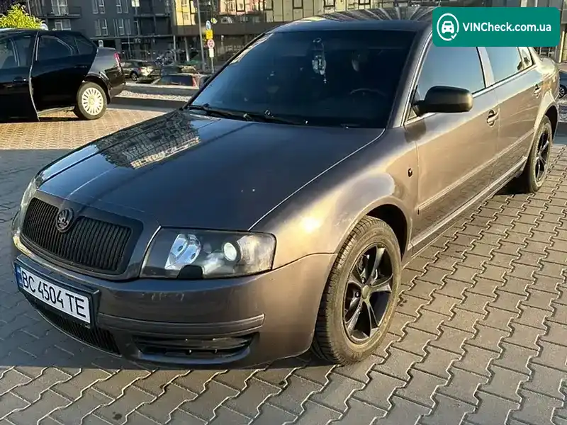 Skoda Superb 2003, фото з оголошення 1 з 21, VIN TMBCL23U439029239