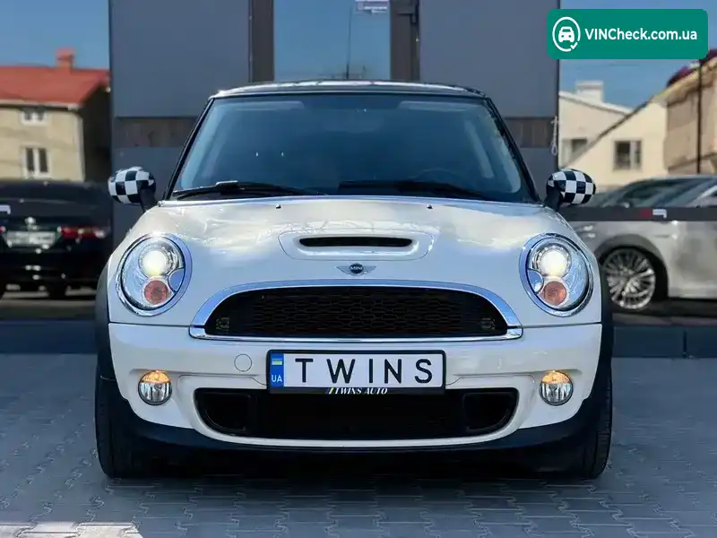 MINI Hatch 2013, фото з оголошення 2 з 21, VIN WMWSW7102DT433707