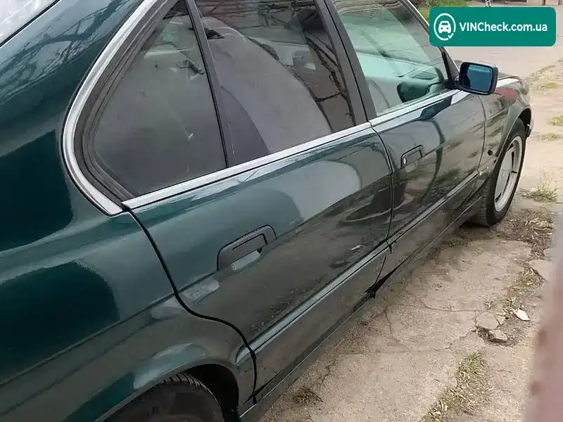 BMW 5 Series 1995, фото з оголошення 2 з 16, VIN WBAHB11010BB46025
