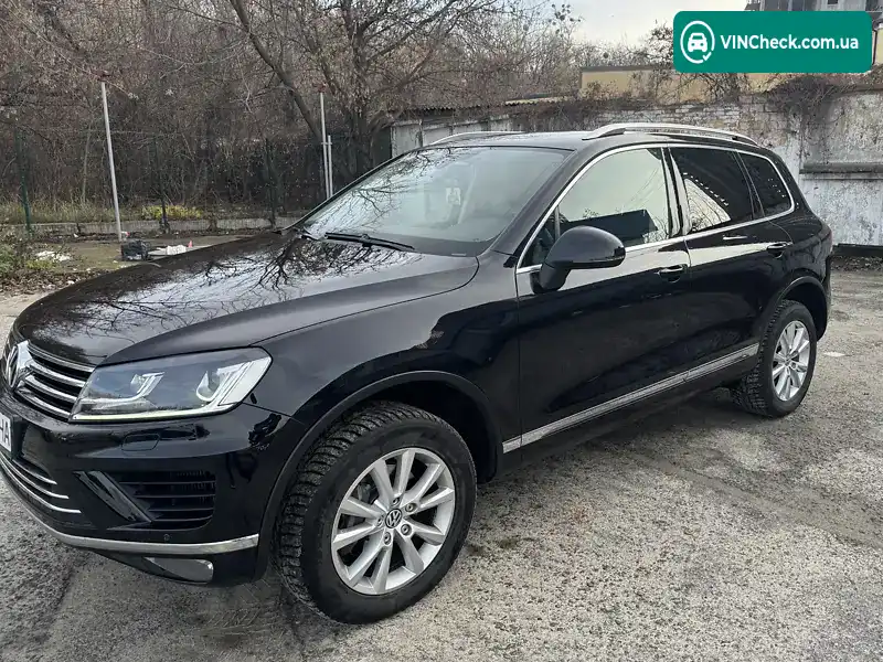 Volkswagen Touareg 2016, фото з оголошення 2 з 12, VIN WVGZZZ7PZGD026527