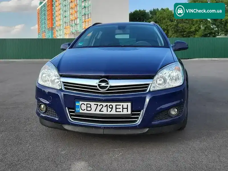 Opel Astra 2010, фото з оголошення 2 з 18, VIN W0L0AHL35B2045906
