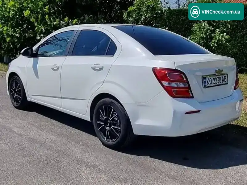 Chevrolet Aveo 2017, фото з оголошення 2 з 10, VIN KL1TF69F9HB134958