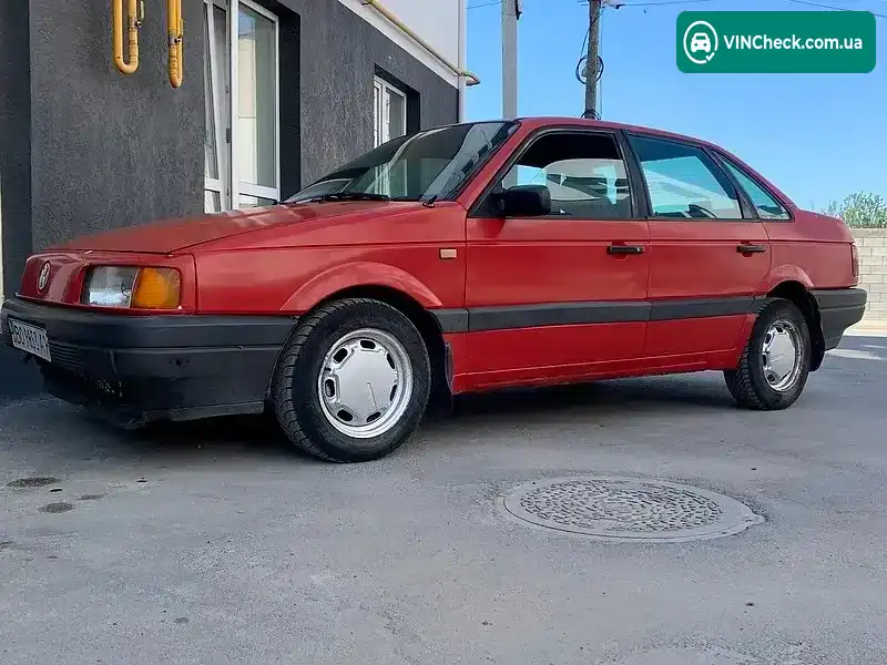 Volkswagen Passat 1991, фото з оголошення 2 з 14, VIN WVWZZZ31ZMB348342