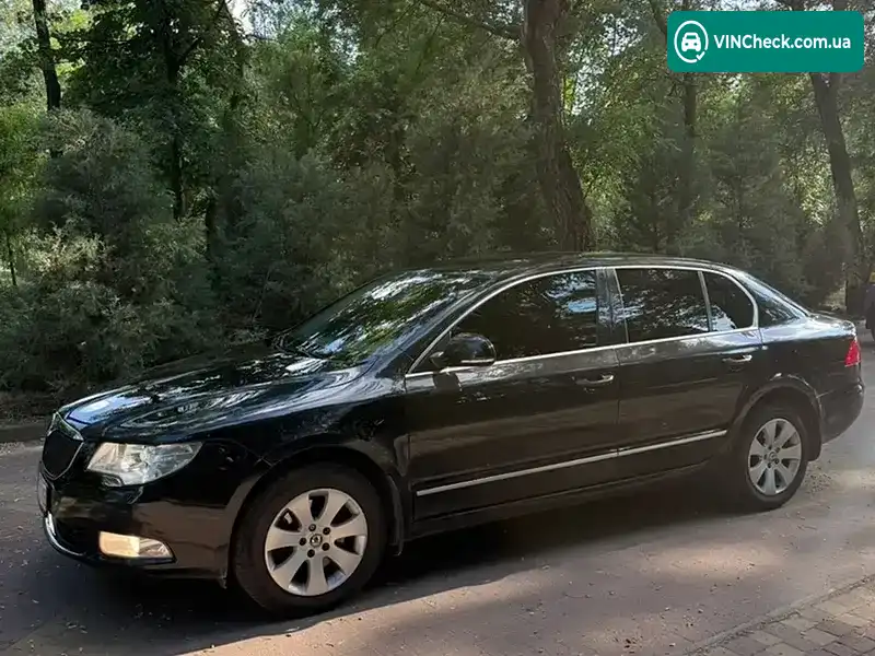 Skoda Superb 2013, фото з оголошення 1 з 20, VIN TMBAB43T8DB300570